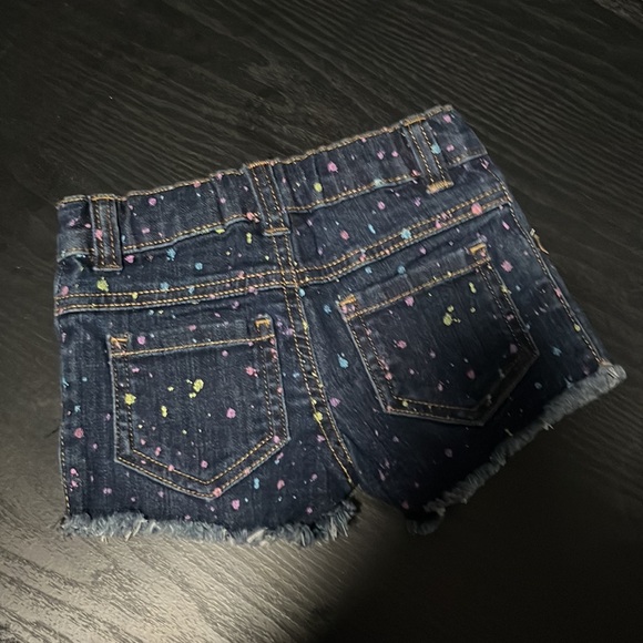 Splatter shorts - Picture 2 of 2